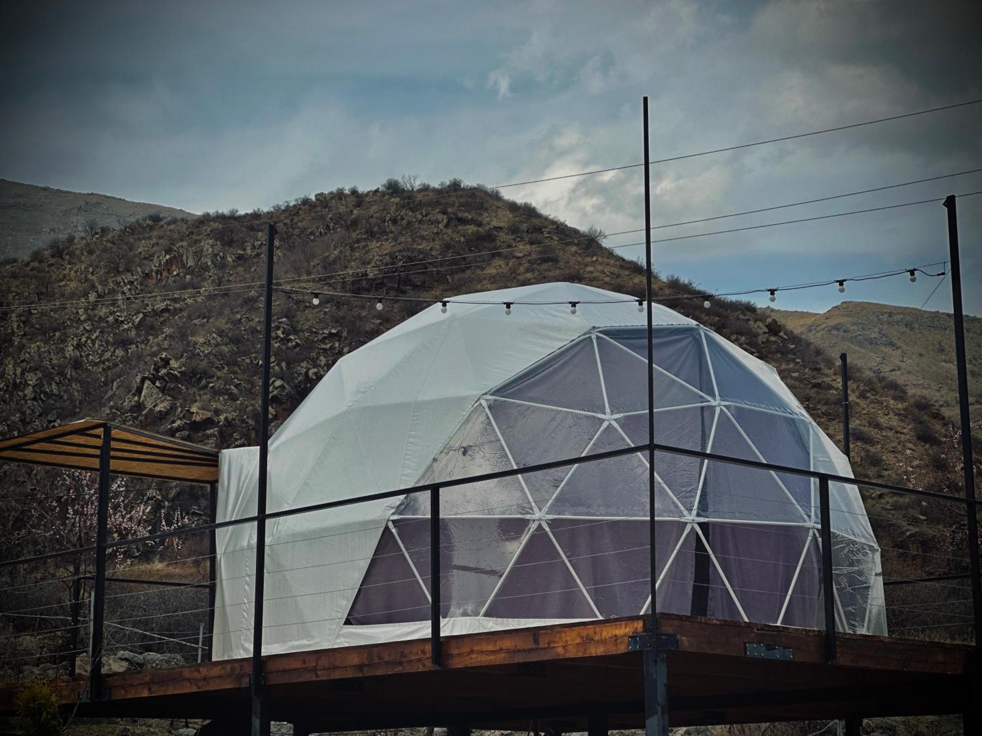 Vardzia Glamping Ngoại thất bức ảnh