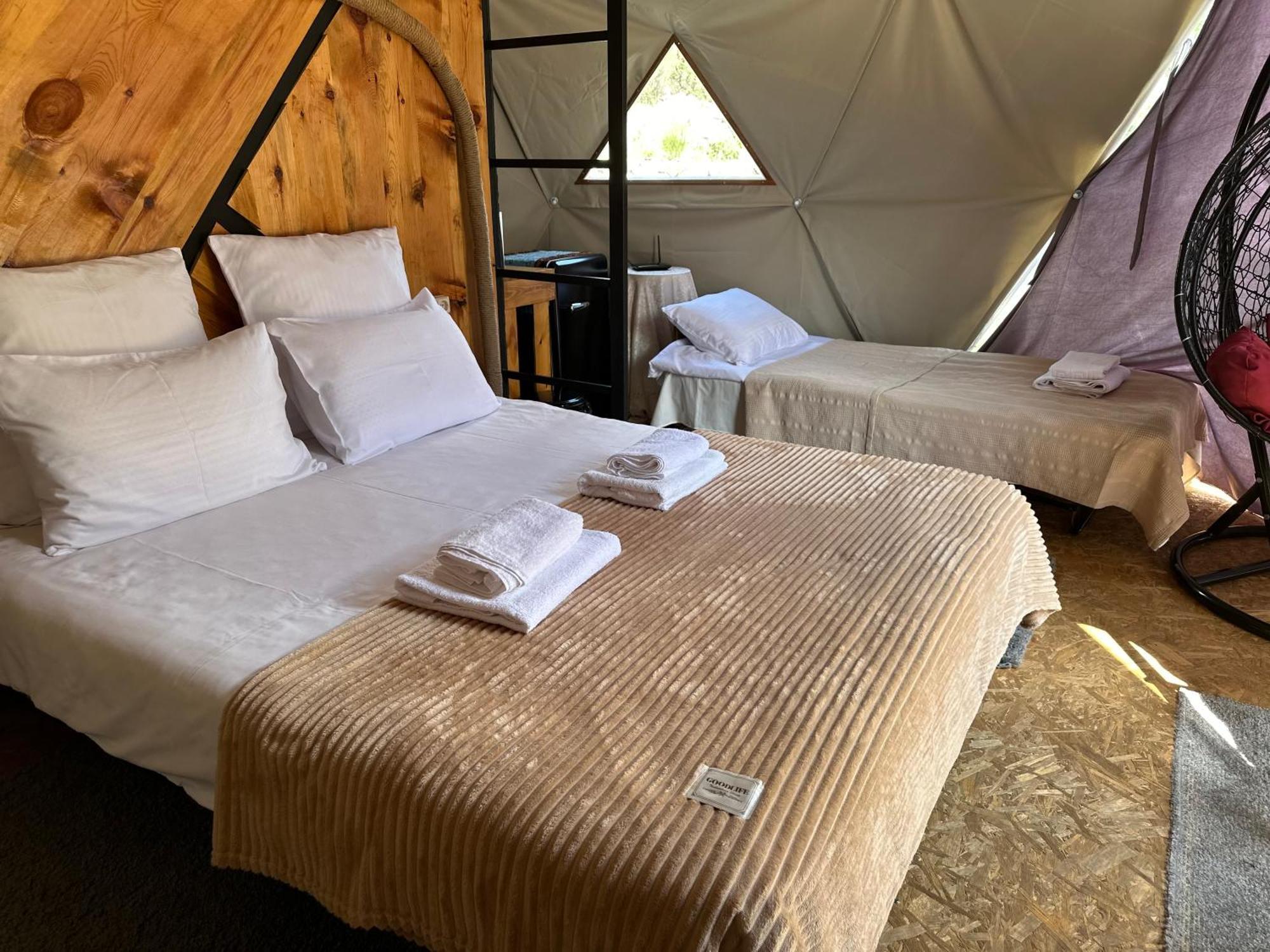 Vardzia Glamping Ngoại thất bức ảnh