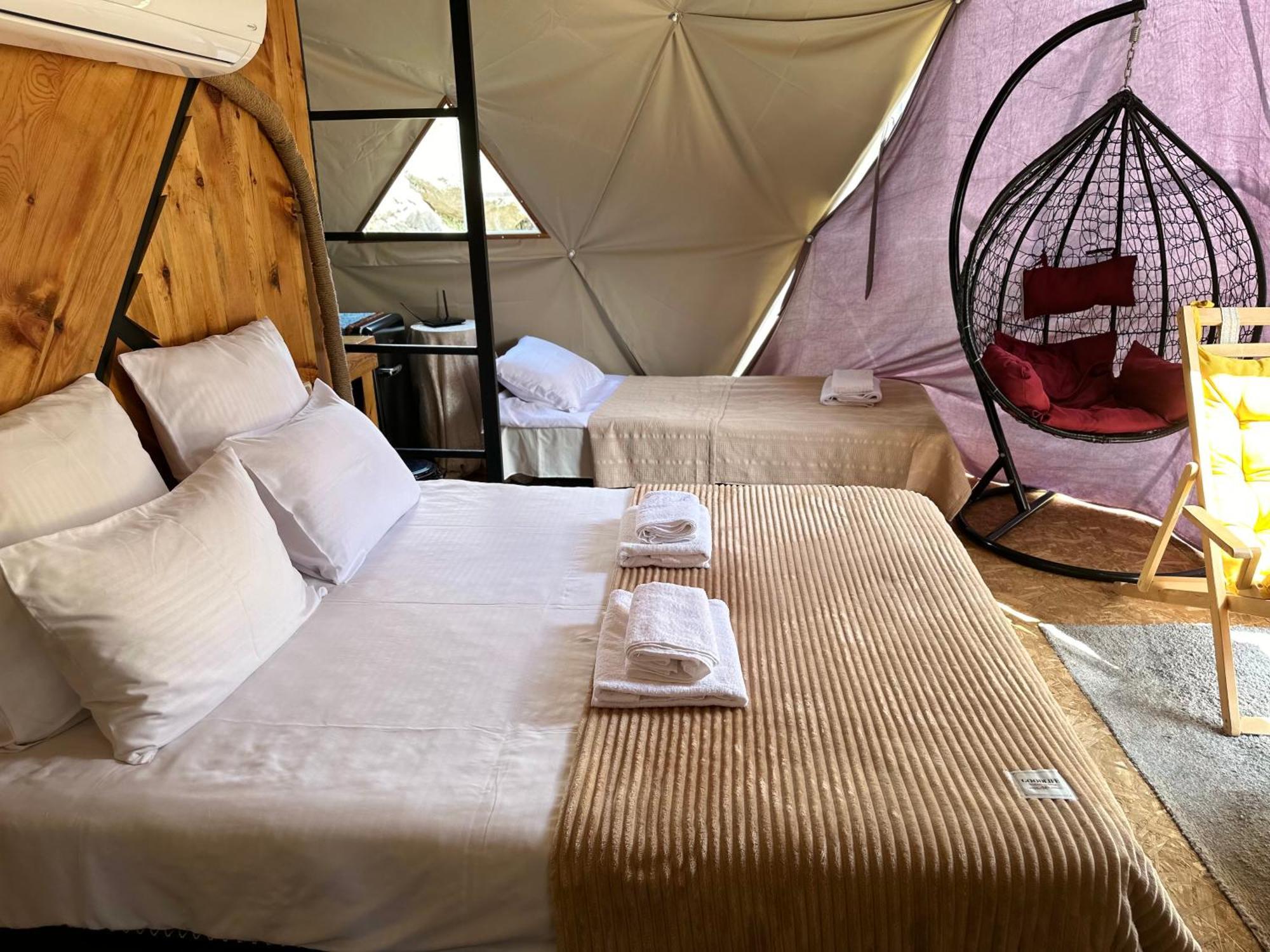 Vardzia Glamping Ngoại thất bức ảnh