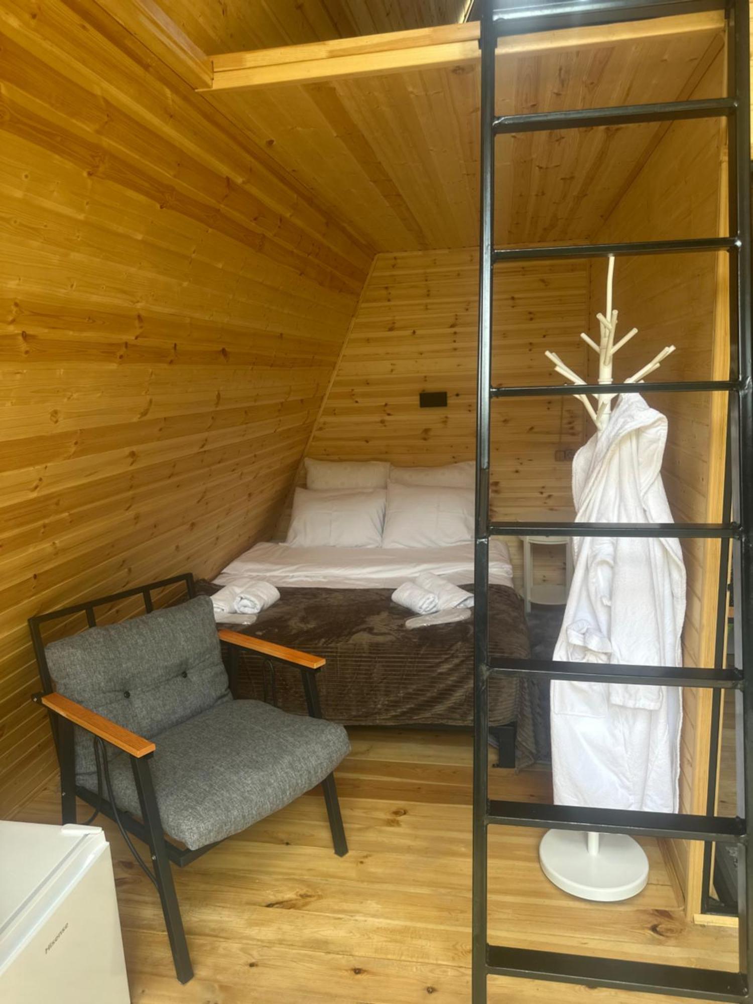Vardzia Glamping Ngoại thất bức ảnh
